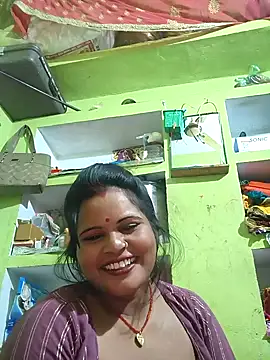 ALEXXA 143 online show from October 2025 05:31:02 PM