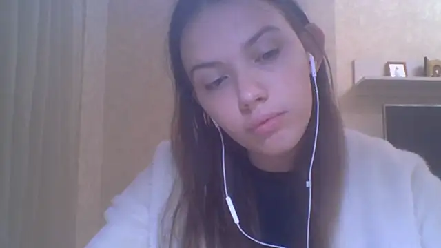 CeyaLier online show from October 2025 04:08:01 PM