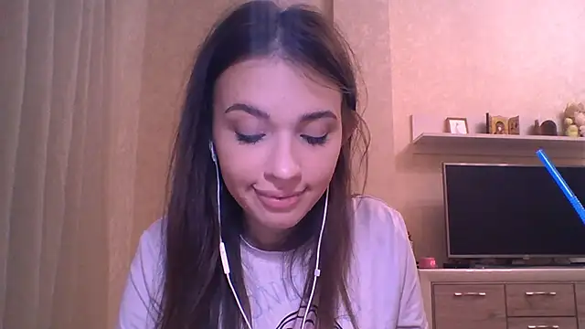 CeyaLier online show from November 2025 08:00:01 PM