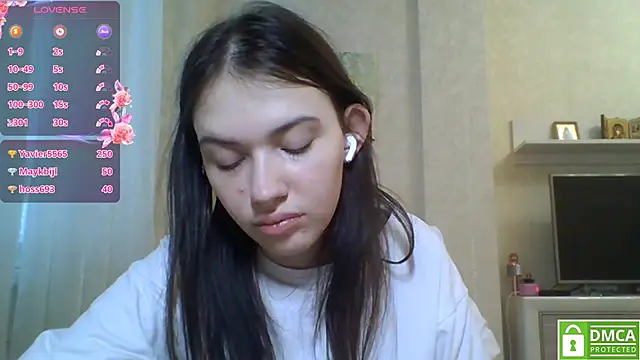 Snapshot of CeyaLier chatting on July 2026 03:23:01 AM CeyaLier online show from July 2026 03:23:01 AM