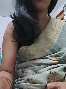 Snapshot of Janu-hasena chatting on June 2026 01:43:01 AM Janu-hasena online show from June 2026 01:43:01 AM
