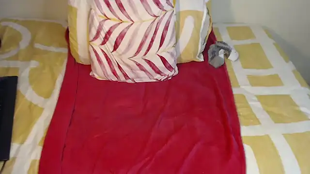 Tillah87 online show from October 2025 07:58:02 PM