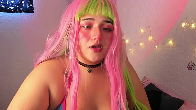 Emilycollei online show from October 2025 03:43:01 PM