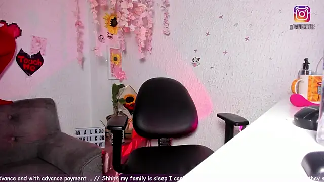 Emilycollei online show from March 2026 04:29:02 AM