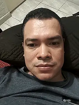 LuigiV2025 online show from November 2025 02:11:01 AM