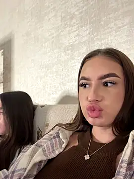 MayaGlow online show from October 2025 05:24:01 AM