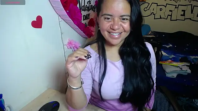 Miss  kendra  online show from April 2026 12:52:02 AM