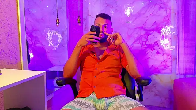 Snapshot of onlymen2025 chatting on November 2025 08:30:02 PM onlymen2025 online show from November 2025 08:30:02 PM