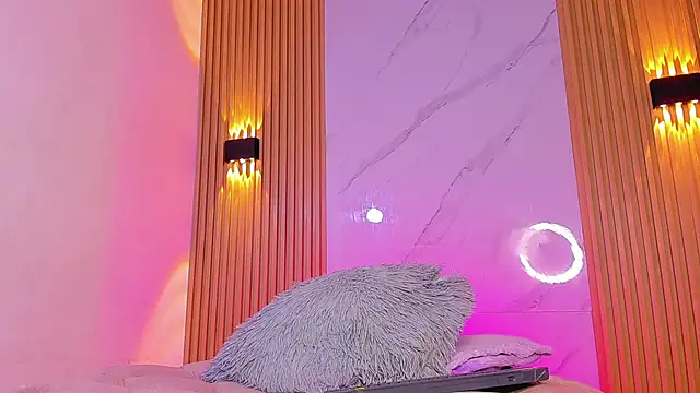 Ethan thouse online show from November 2025 08:06:02 AM