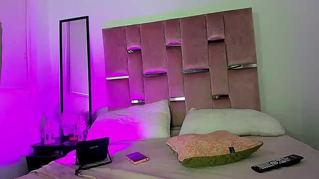 ChocoBunny1 online show from December 2025 02:01:02 PM