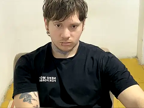 Snapshot of Skol_100802 chatting on February 2026 04:50:01 PM Skol 100802 online show from February 2026 04:50:01 PM