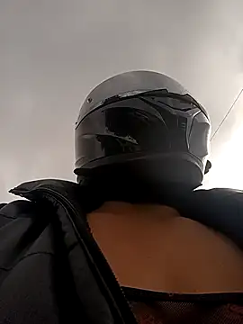 Scarlet Aura online show from November 2025 08:34:02 PM