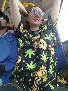 Lucy colee online show from November 2025 07:01:02 PM