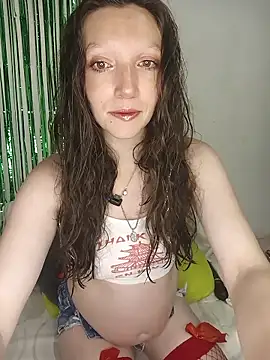 Snapshot of Lucy_colee chatting on January 2026 06:02:02 PM Lucy colee online show from January 2026 06:02:02 PM