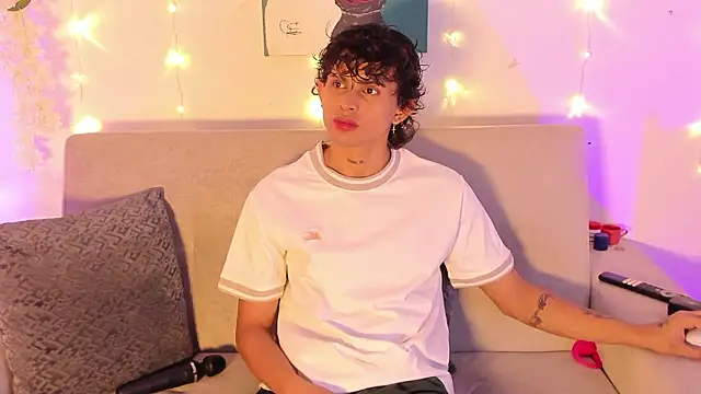 lua boy online show from March 2026 04:07:02 AM