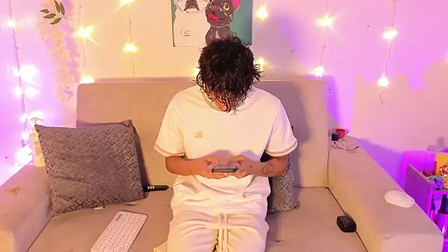 lua boy online show from March 2026 08:19:02 PM