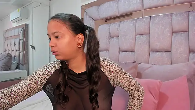 kaorybliss online show from October 2025 12:19:01 PM