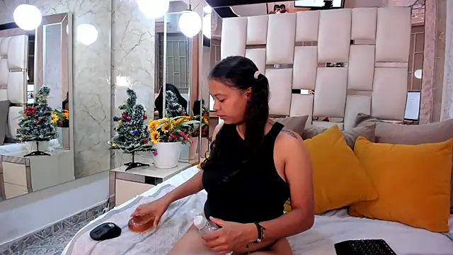 kaorybliss online show from November 2025 05:46:02 PM