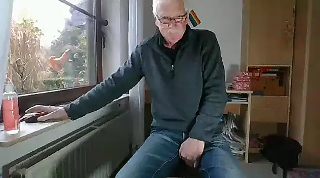 super-snoopy online show from December 2024 09:24:01 AM