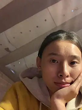 Han-han123 online show from November 2025 04:00:01 AM