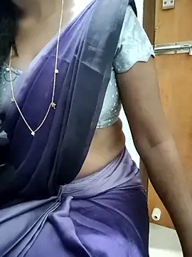 Snapshot of Tamilmallu-duskygirl03 chatting on January 2026 05:56:01 AM Tamilmallu-duskygirl03 online show from January 2026 05:56:01 AM