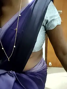 Snapshot of Tamilmallu-duskygirl03 chatting on January 2026 06:02:02 PM Tamilmallu-duskygirl03 online show from January 2026 06:02:02 PM