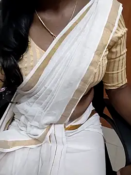 Snapshot of Tamilmallu-duskygirl03 chatting on February 2026 07:51:02 AM Tamilmallu-duskygirl03 online show from February 2026 07:51:02 AM