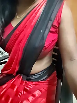 Snapshot of Tamilmallu-duskygirl03 chatting on February 2026 08:27:02 PM Tamilmallu-duskygirl03 online show from February 2026 08:27:02 PM