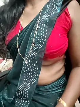 Snapshot of Tamilmallu-duskygirl03 chatting on June 2026 07:09:02 AM Tamilmallu-duskygirl03 online show from June 2026 07:09:02 AM