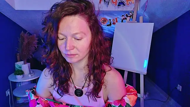 AuroraBorealis   online show from October 2025 06:47:01 AM