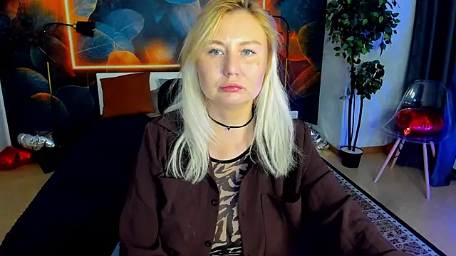 scent  of woman online show from May 2026 01:36:02 AM