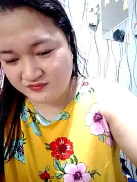 Snapshot of sweetannie13 chatting on February 2026 07:16:02 AM sweetannie13 online show from February 2026 07:16:02 AM