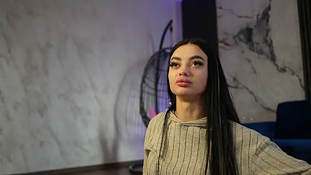 RachelRavee online show from April 2026 04:19:01 AM