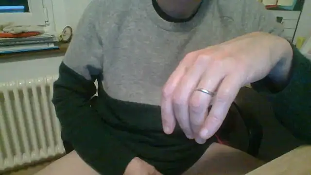 Snapshot of Kawayleo chatting on February 2026 09:53:01 PM Kawayleo online show from February 2026 09:53:01 PM