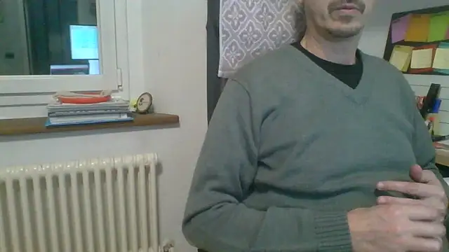 Snapshot of Kawayleo chatting on February 2026 05:01:01 PM Kawayleo online show from February 2026 05:01:01 PM