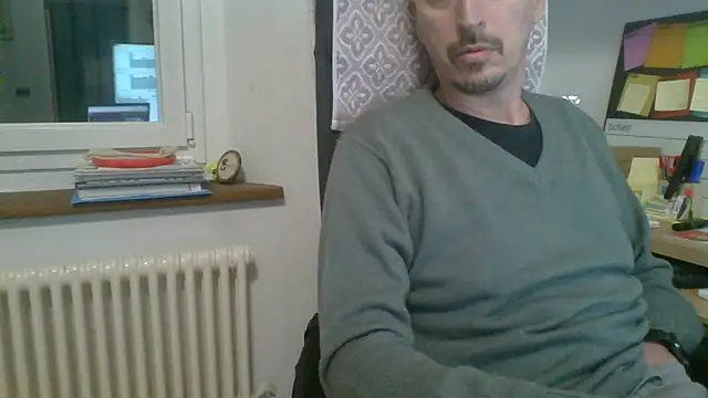 Snapshot of Kawayleo chatting on March 2026 05:04:01 PM Kawayleo online show from March 2026 05:04:01 PM