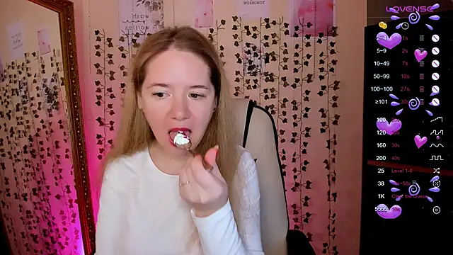 Evaa Braunn online show from February 2026 02:21:01 AM