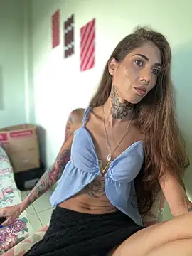 casalskunk online show from November 2025 07:24:01 PM