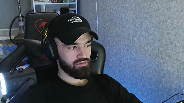 Nik Namee online show from November 2025 04:40:02 PM