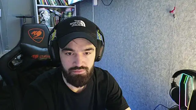 Nik Namee online show from November 2025 05:32:02 AM