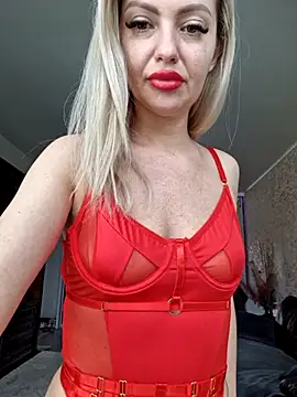 Snapshot of BritanyVegas chatting on June 2026 11:25:02 AM BritanyVegas online show from June 2026 11:25:02 AM