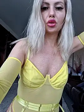Snapshot of BritanyVegas chatting on July 2026 11:46:01 AM BritanyVegas online show from July 2026 11:46:01 AM