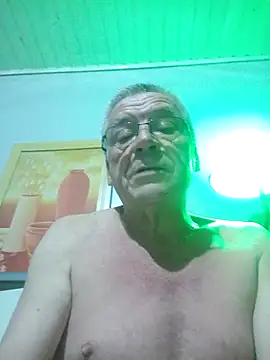 Snapshot of EleRohde chatting on March 2026 03:34:01 AM EleRohde online show from March 2026 03:34:01 AM