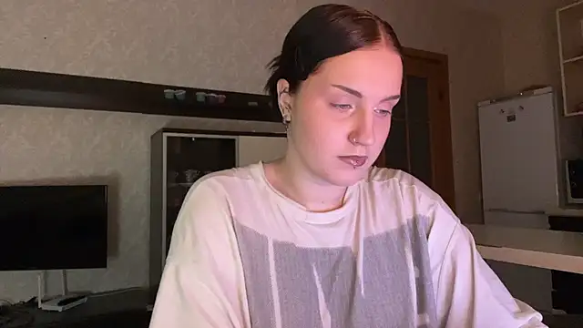 VelvetNote online show from November 2025 05:45:02 PM