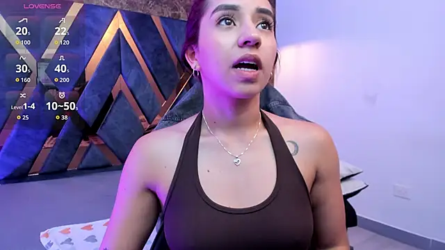 Vittoria Conti  online show from March 2026 05:24:02 PM