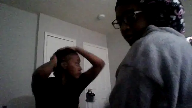 dezzidavill online show from March 2026 08:15:02 PM