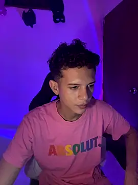 tylernova online show from October 2025 04:46:02 AM