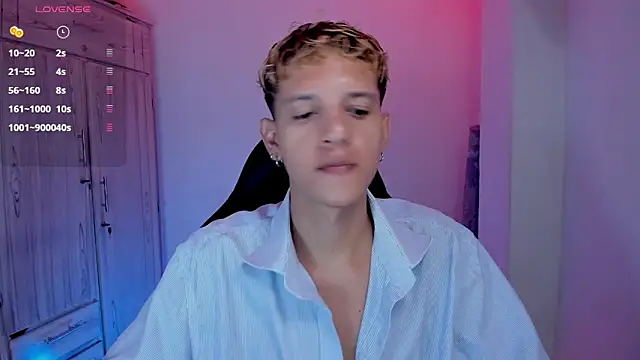 tylernova online show from March 2026 05:08:02 AM