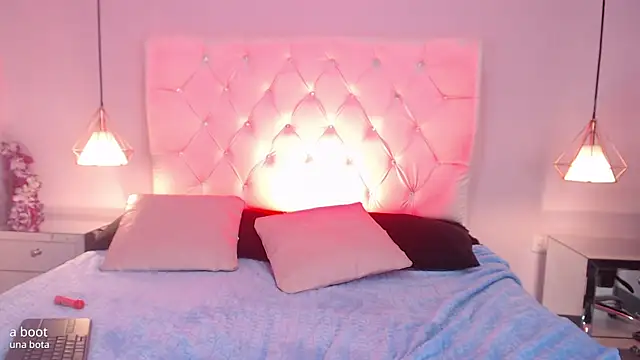 Bubbiecherry online show from October 2025 08:16:02 PM