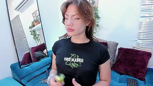 KassMonroe online show from January 2026 08:55:01 PM